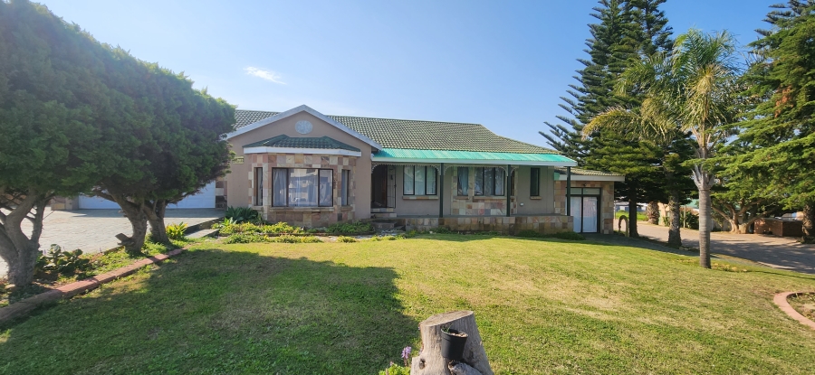 3 Bedroom Property for Sale in Dana Bay Western Cape